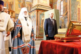 Rusya Ukrayna Cephesindeki Askerlerine 14. Yüzyıldan Kalma Tarihi Prens Kalıntılarını Gönderdi