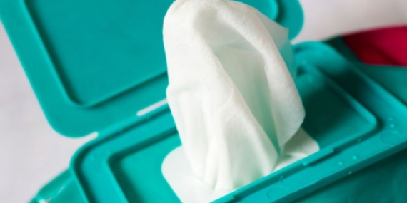 Birleşik Krallık Plastik İçeren Islak Mendillerin Satışını 2026 İtibarıyla Yasaklıyor